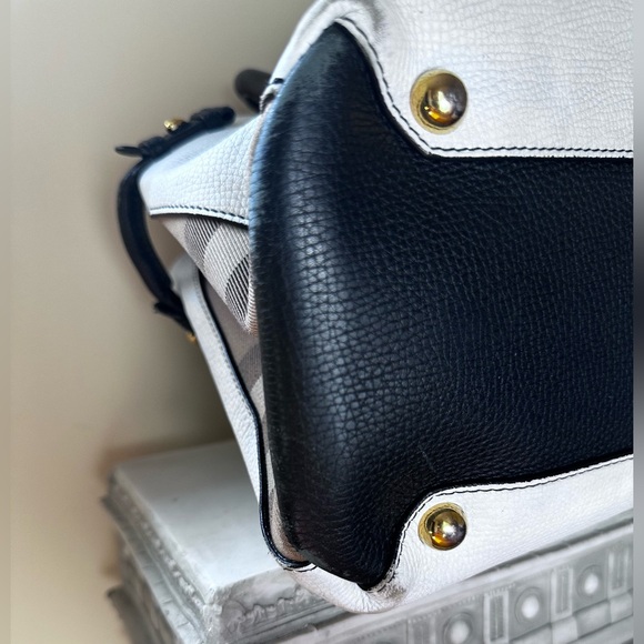 Burberry Limited Addition bag - Picture 6 of 12